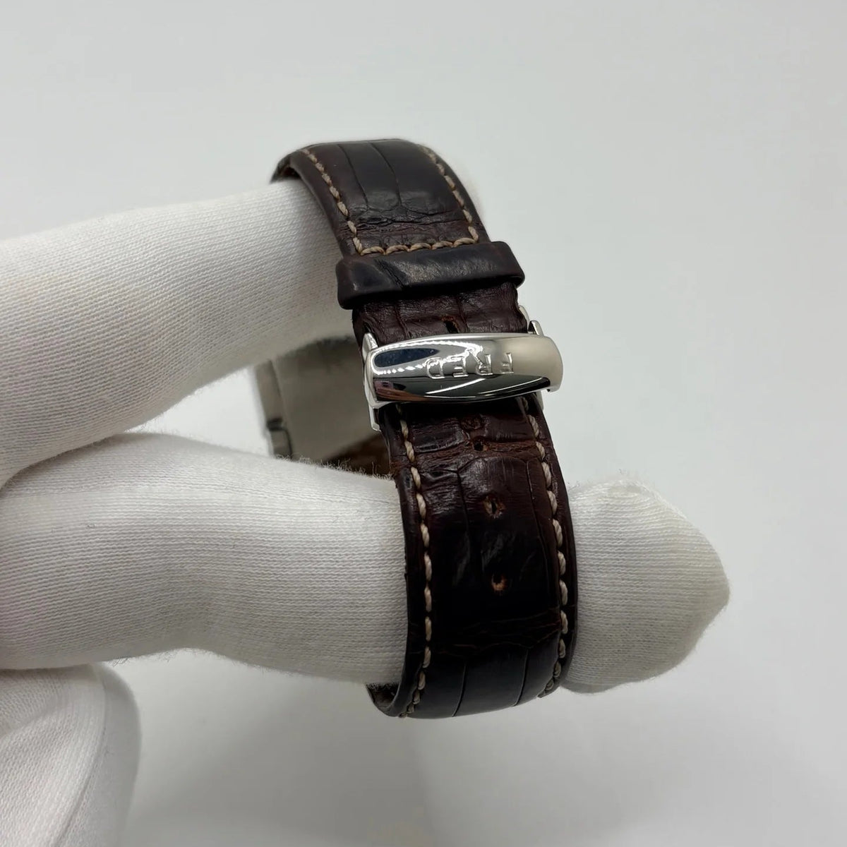 Montre FRED "Tank" en acier inoxydable et cuir