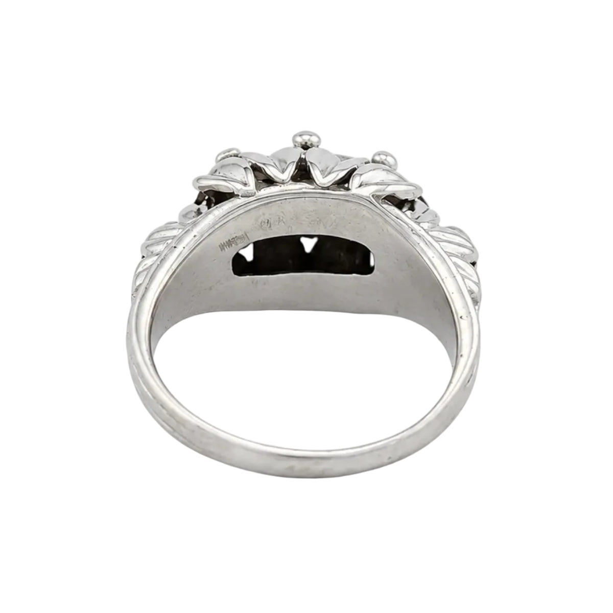 Bague Dôme en or blanc et diamants
