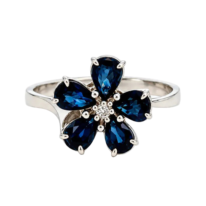 Bague Cocktail en or blanc, saphirs et diamant