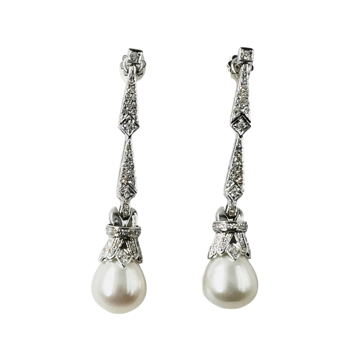 Boucles d'oreilles Pendantes en or blanc, perles et diamants