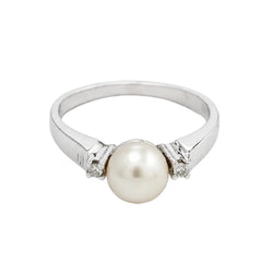 Bague Trilogie en or blanc, perle et diamants