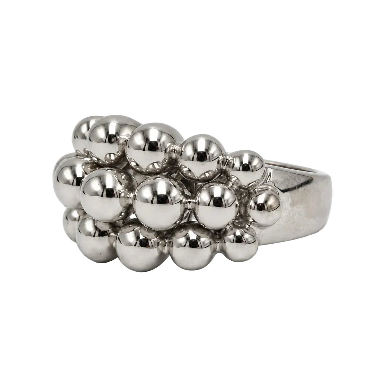 Bague BOUCHERON "Grains de raisin" en or blanc