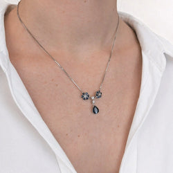 Collier Pendentif en or blanc, saphirs et diamants