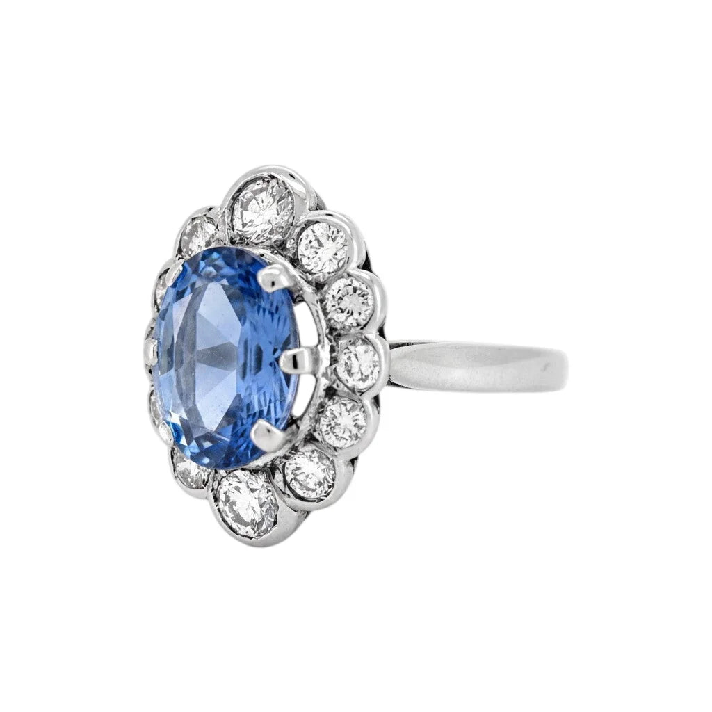 Bague Pompadour en or blanc, saphir et diamants