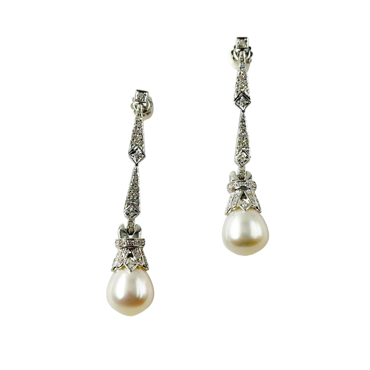 Boucles d'oreilles Pendantes en or blanc, perles et diamants