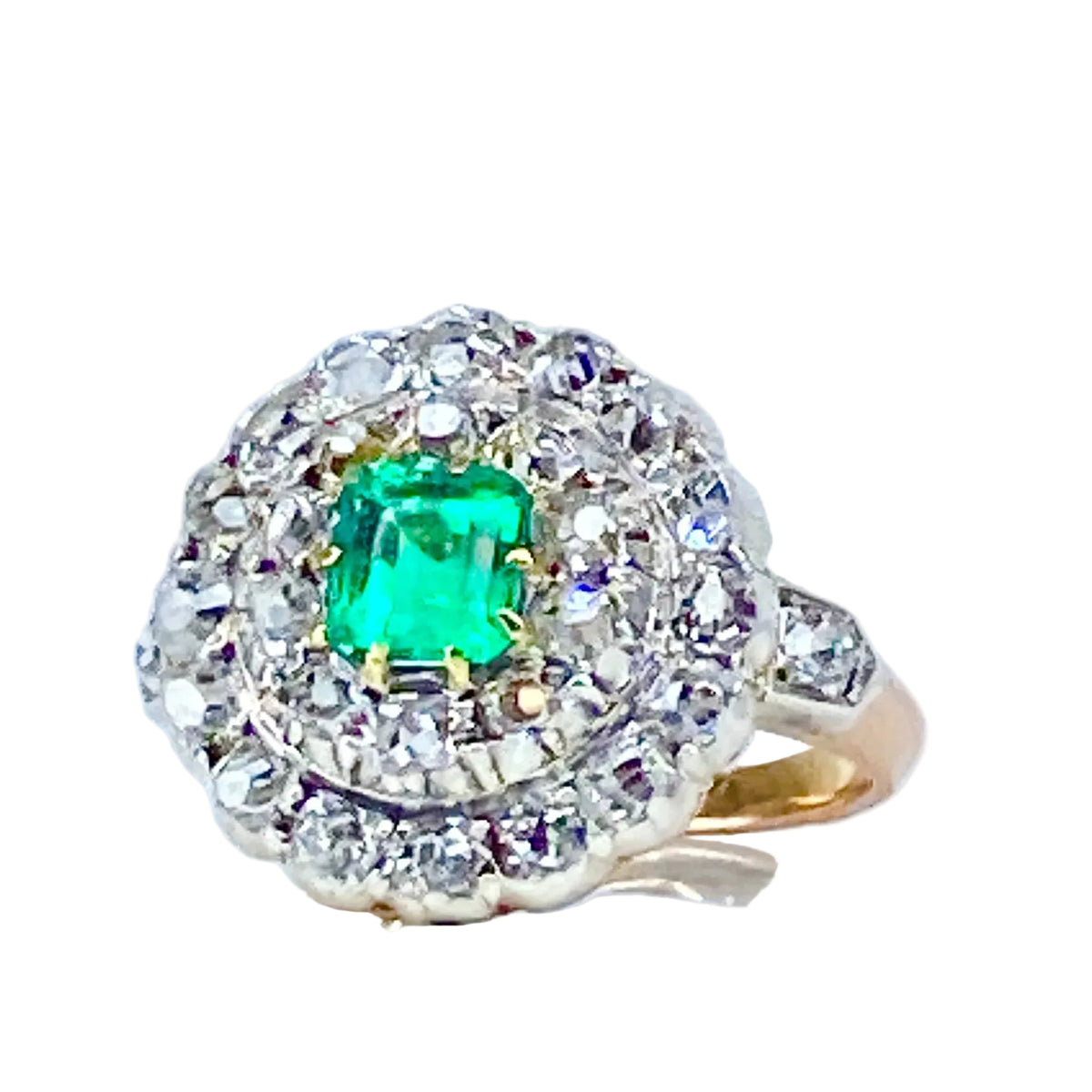 Bague Marguerite en or blanc, or jaune, émeraude et diamants