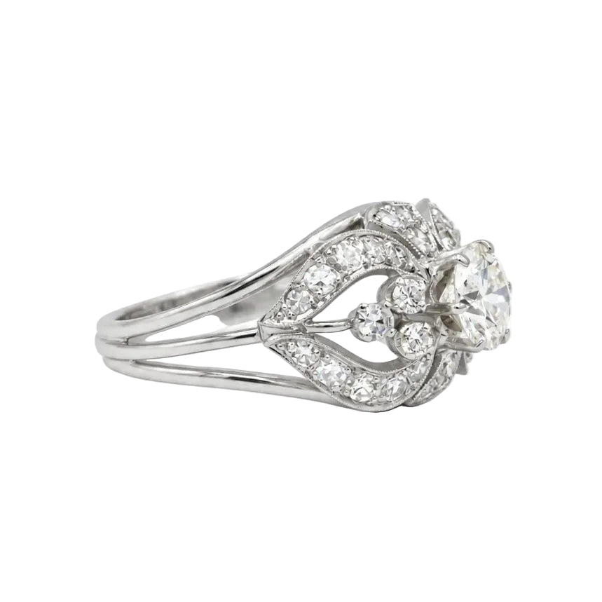 Bague Entourage en platine et diamants