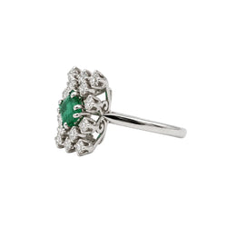 Bague Marguerite en or blanc, émeraude et diamants
