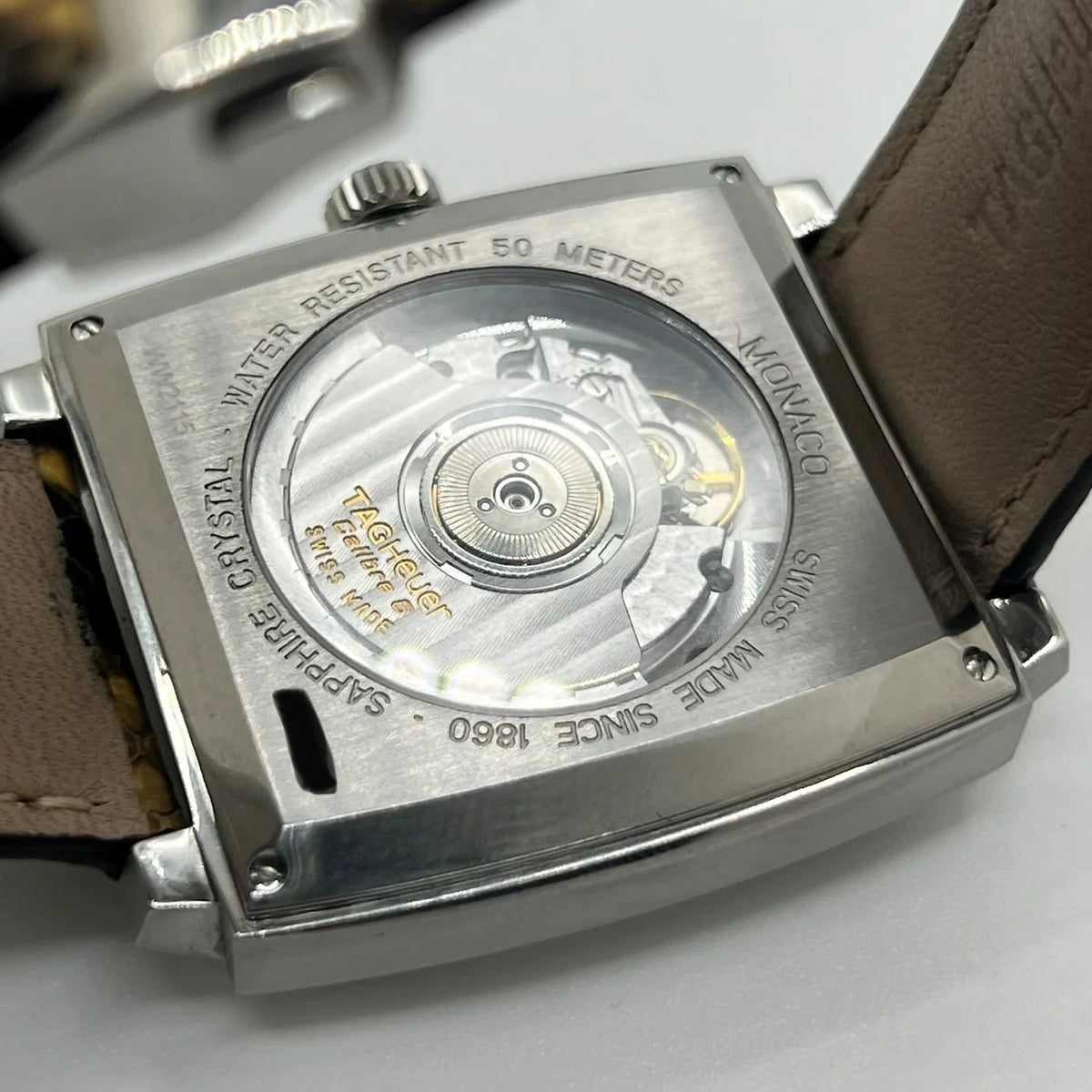 Montre TAG HEUER "Monaco Calibre 6" en acier inoxydable et cuir