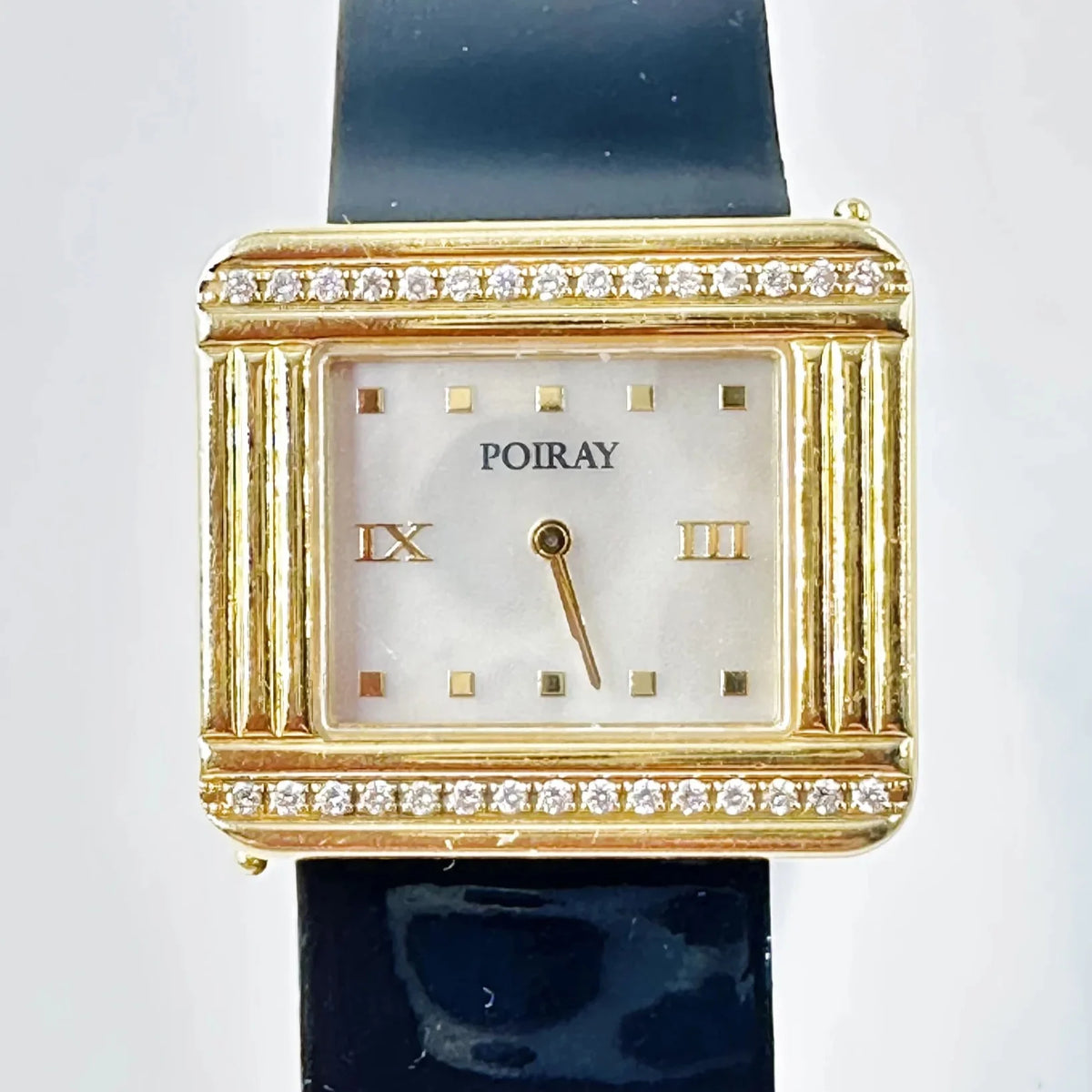 Montre POIRAY "Ma Première 16/9" en or jaune, nacre, diamants et cuir