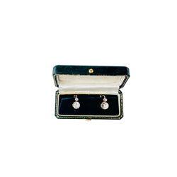 Boucles d'oreilles Dormeuses en or jaune et diamants