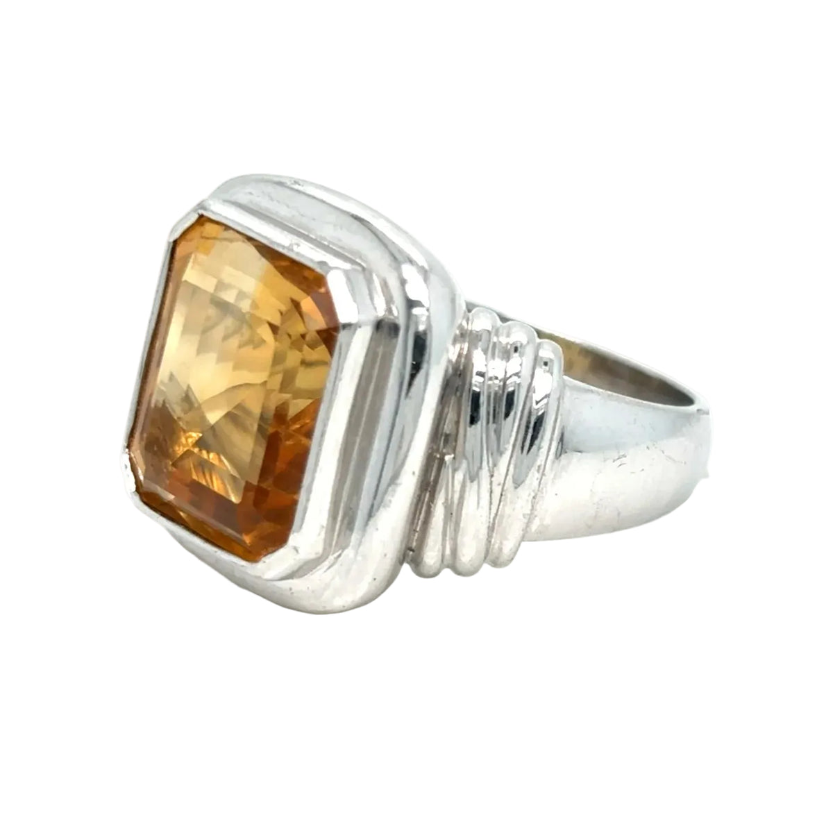 Bague Cocktail en or blanc et citrine