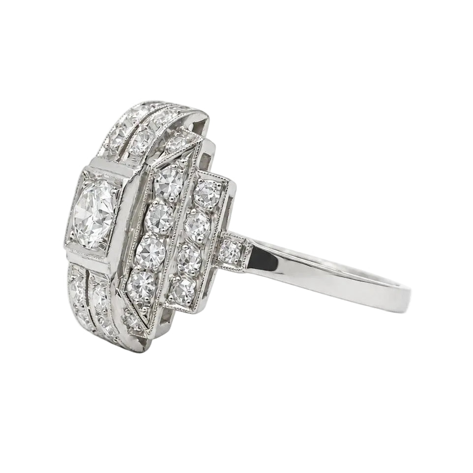 Bague Entourage en platine et diamants