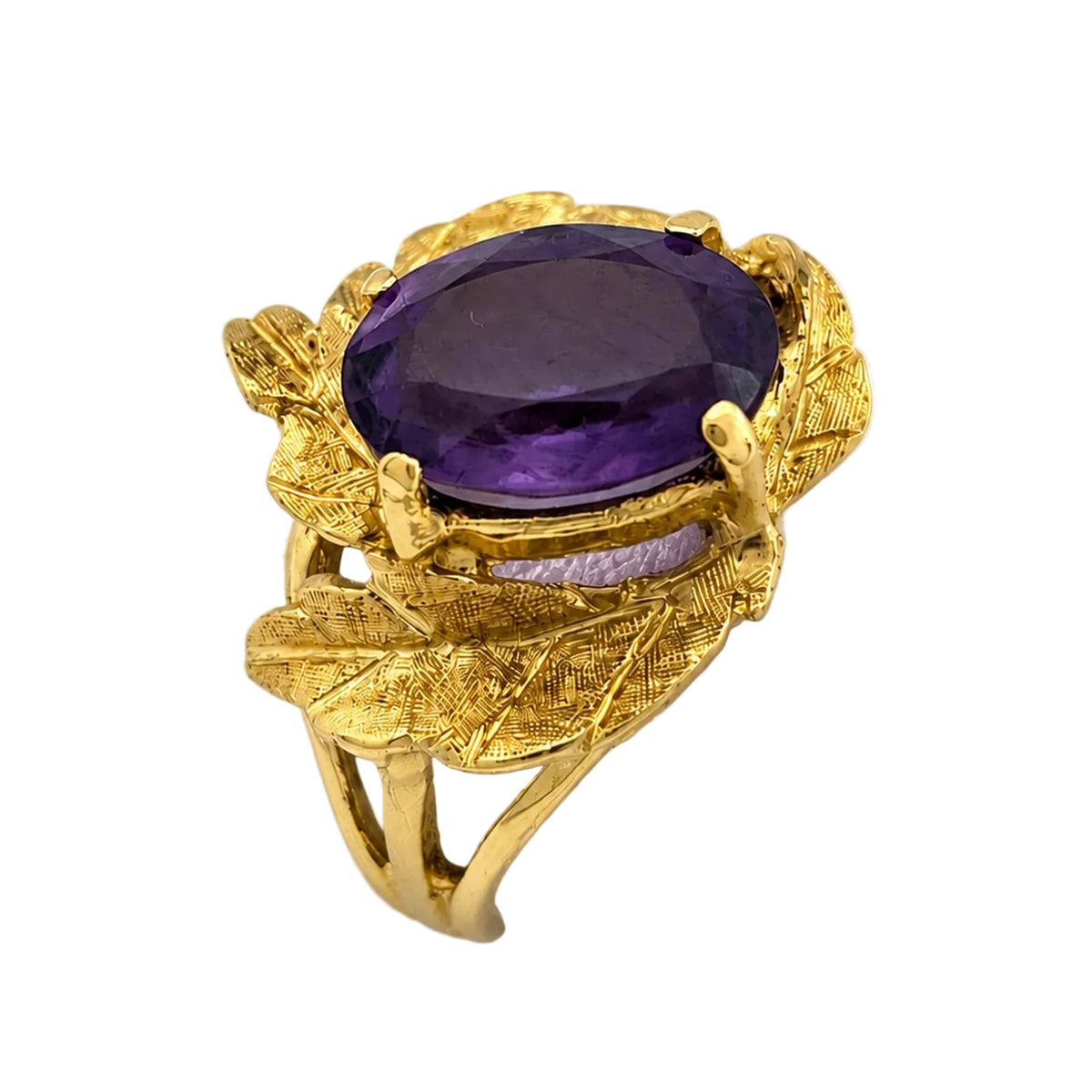Bague en or jaune et améthyste