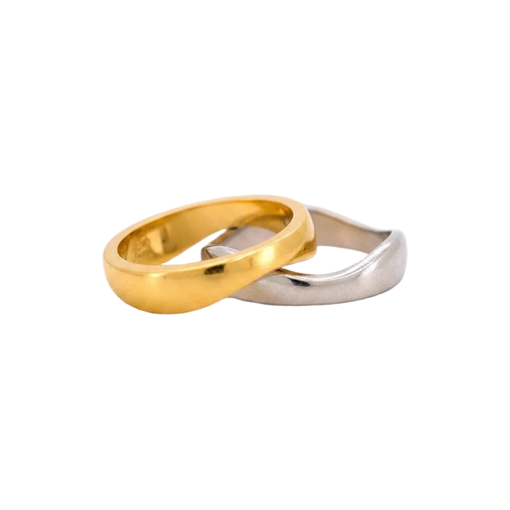 Bague Alliance CARTIER Nouvelle Vague en or blanc et or jaune