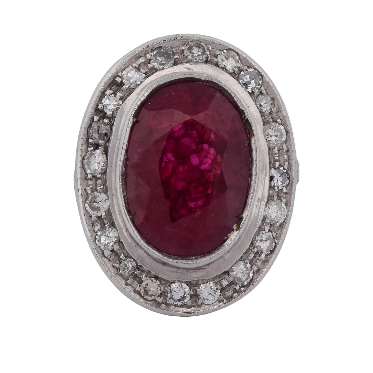 Bague Entourage en or blanc, rubis et diamants