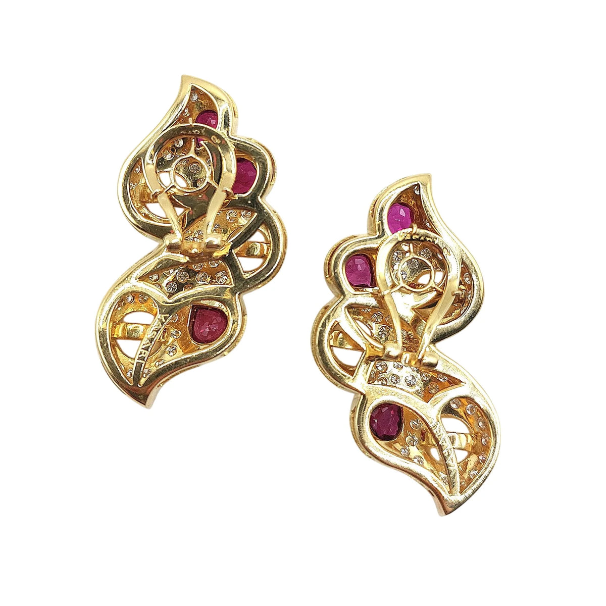 Boucles d'oreilles Clips VASARI "Nuages" en or jaune, rubis, perles et diamants