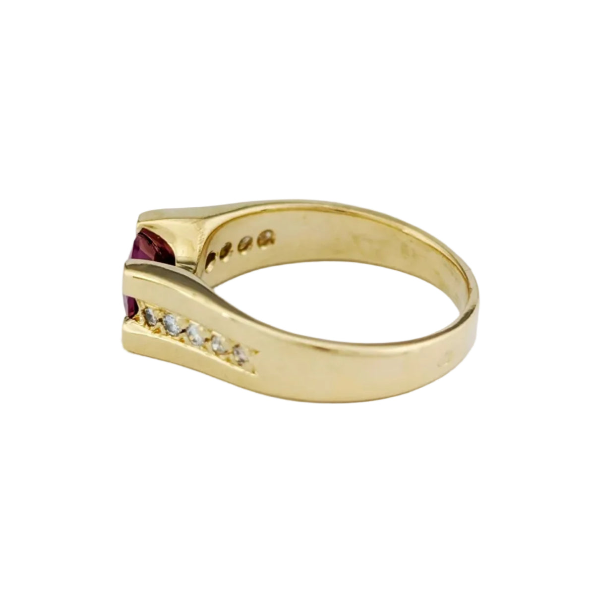 Bague Solitaire en or jaune, rubis et diamants