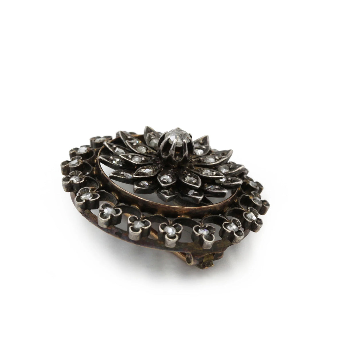 Broche Épingle en or jaune, argent et diamants