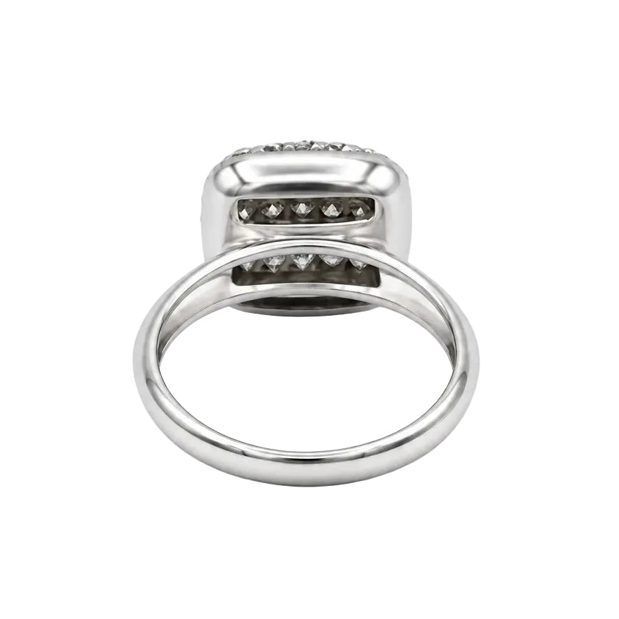 Bague Pavée en or blanc et diamants