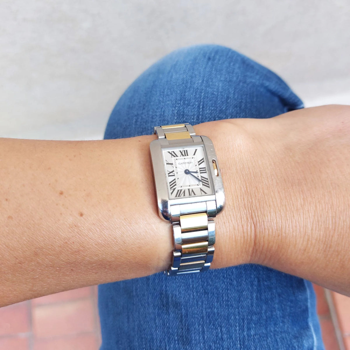 Montre CARTIER "Tank Anglaise" PM en or jaune et acier