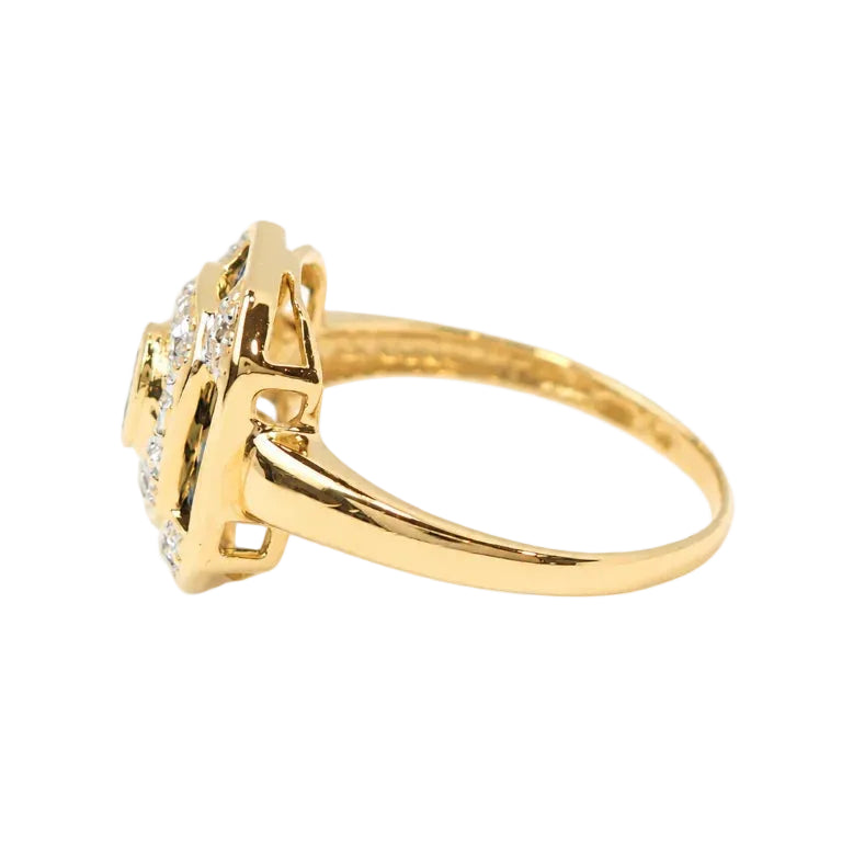 Bague Entourage en or jaune, saphirs et diamants