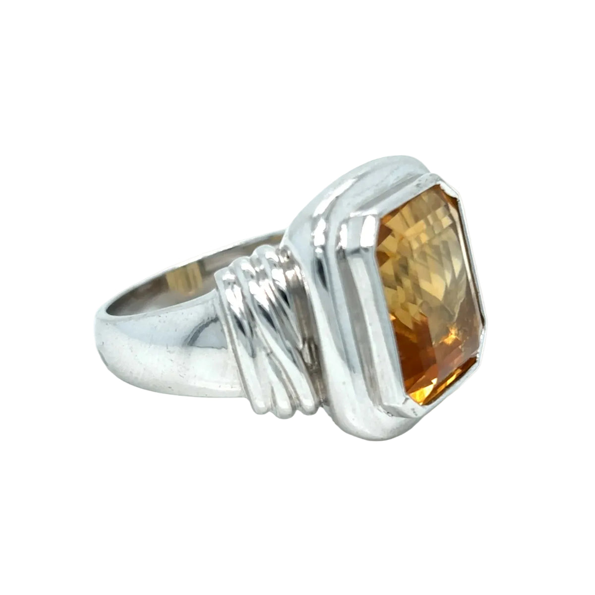 Bague Cocktail en or blanc et citrine