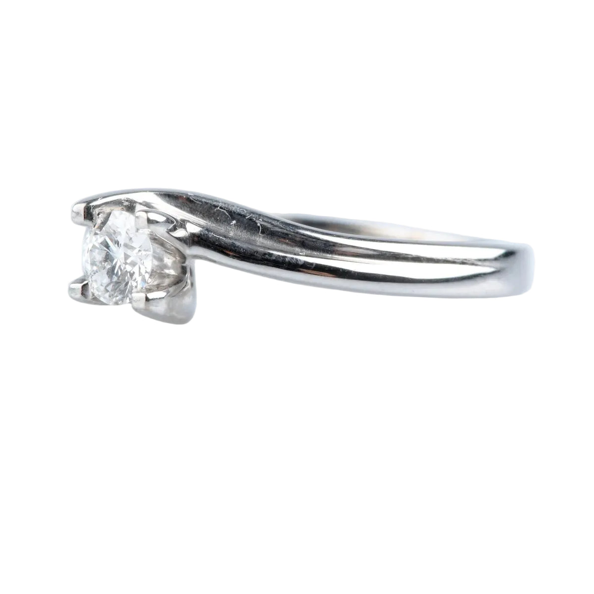 Bague Solitaire en or blanc et diamant