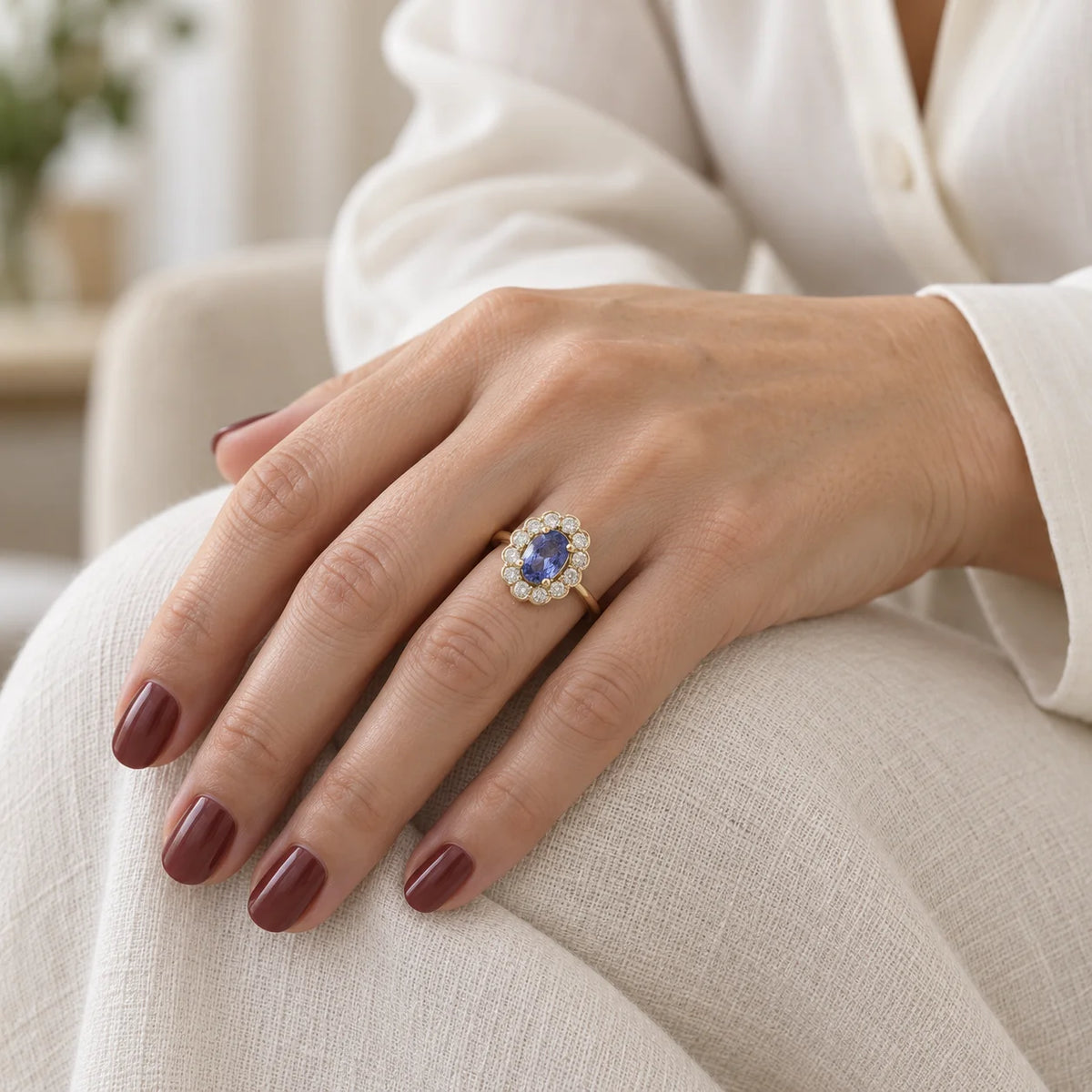 Bague Marguerite en or jaune, saphir et diamants