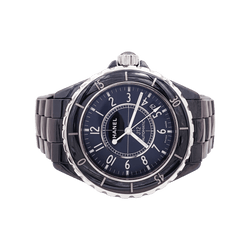 Montre Chanel, "J12", céramique noire, acier.