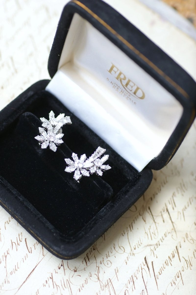 Guillemin & Soulaine Boucles d'Oreilles Fleur Diamants - Castafiore