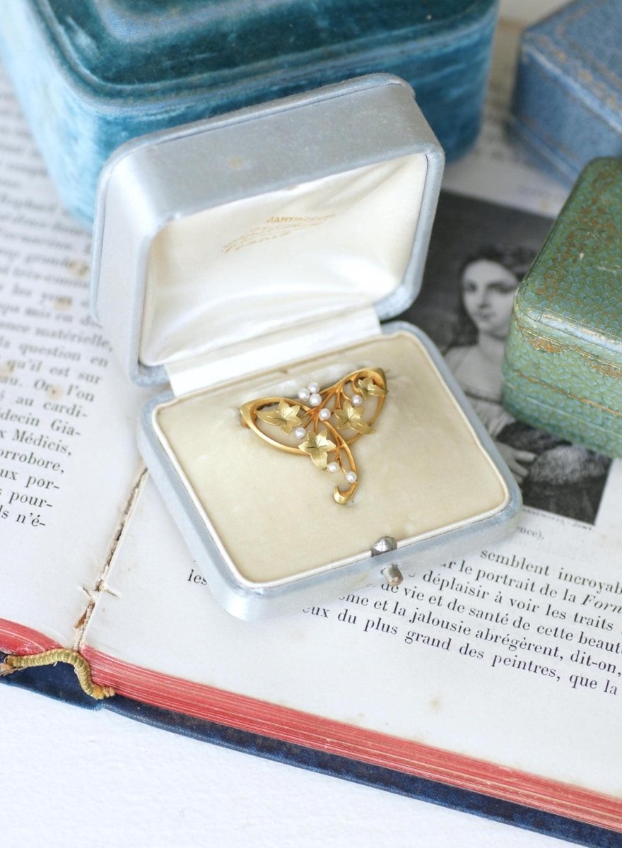 Hubert Martincourt Broche Art Nouveau Or Jaune et Perles - Castafiore