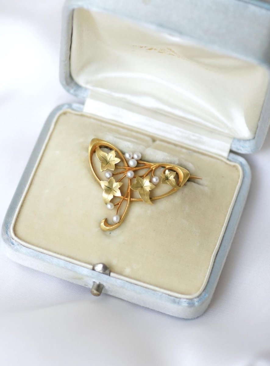 Hubert Martincourt Broche Art Nouveau Or Jaune et Perles - Castafiore