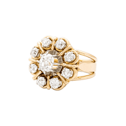 Bague « Marguerite », deux ors, diamants taille ancienne.