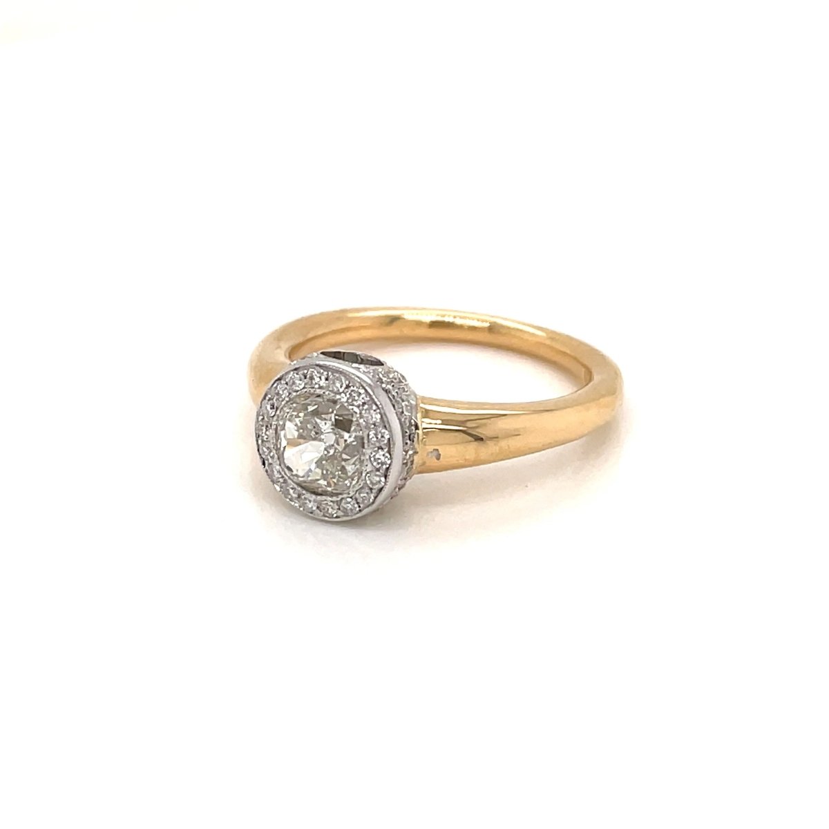 IGI Certified 1 Carat Cushion Diamond Solitaire Ring - Castafiore