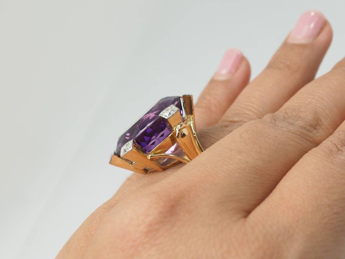 Importante Bague COCKTAIL en or rose, améthyste et diamants - Castafiore