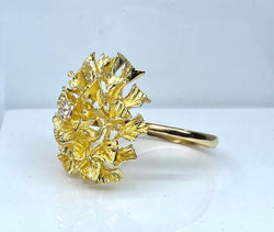Importante bague en or jaune 18 carats et diamants - Castafiore