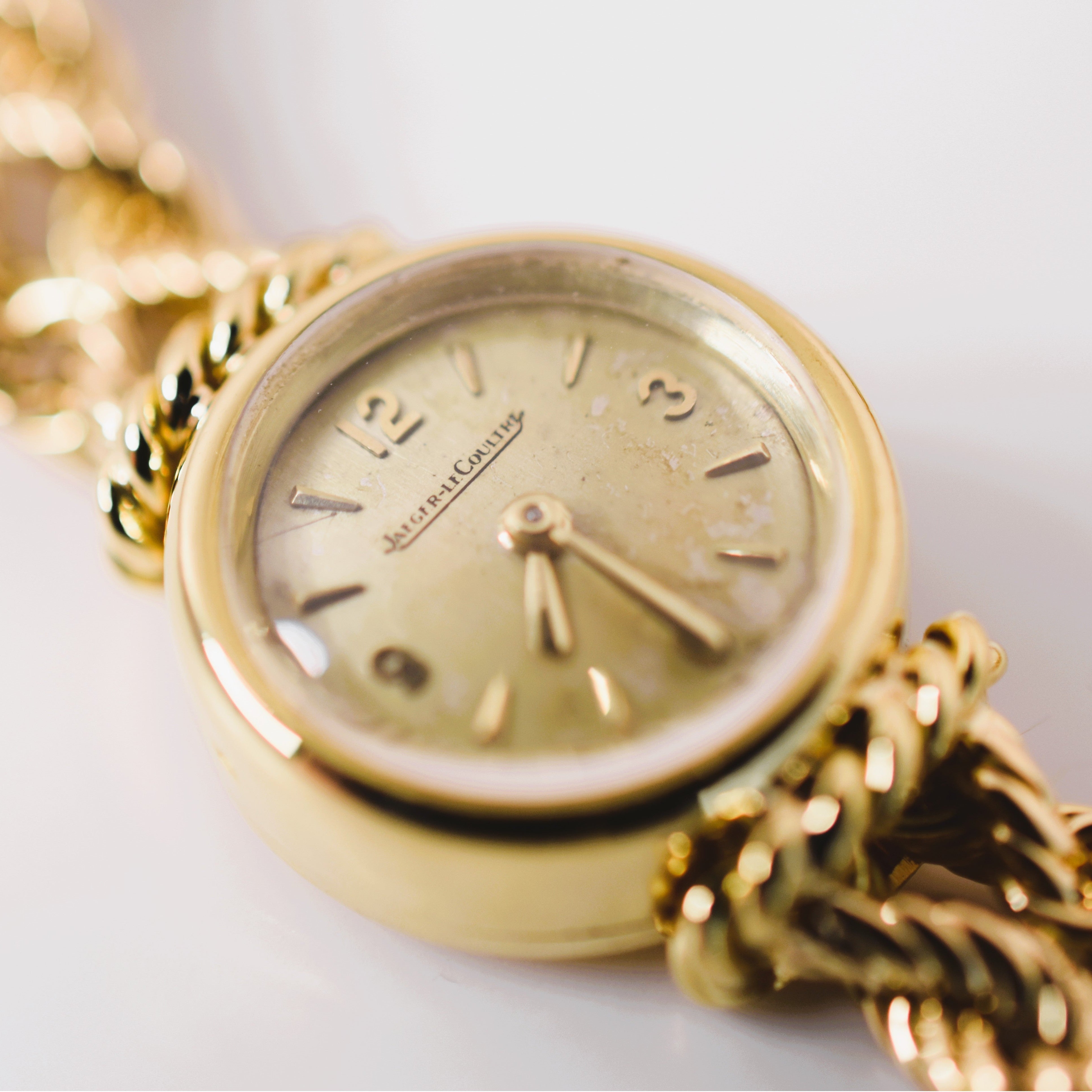 Jaeger - LeCoultre dame bracelet torsadé, or jaune 18 carats, 1954 - Castafiore