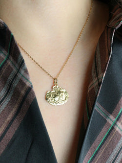 JOE DESCOMPS Médaille femme Art Nouveau or jaune - Castafiore