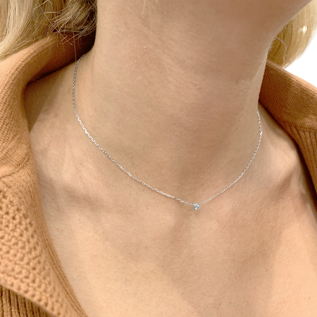 Collier Cartier "Cartier d'Amour", or blanc, diamant.