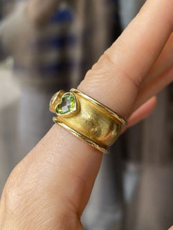 Large bague en or jaune 18K citrine et péridots - Castafiore