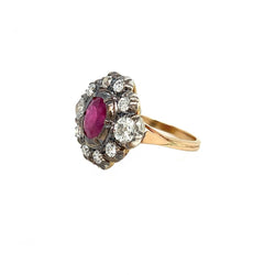 Late 19th century 2.05 Carat Ruby Diamond Gold Cluster Ring - Castafiore