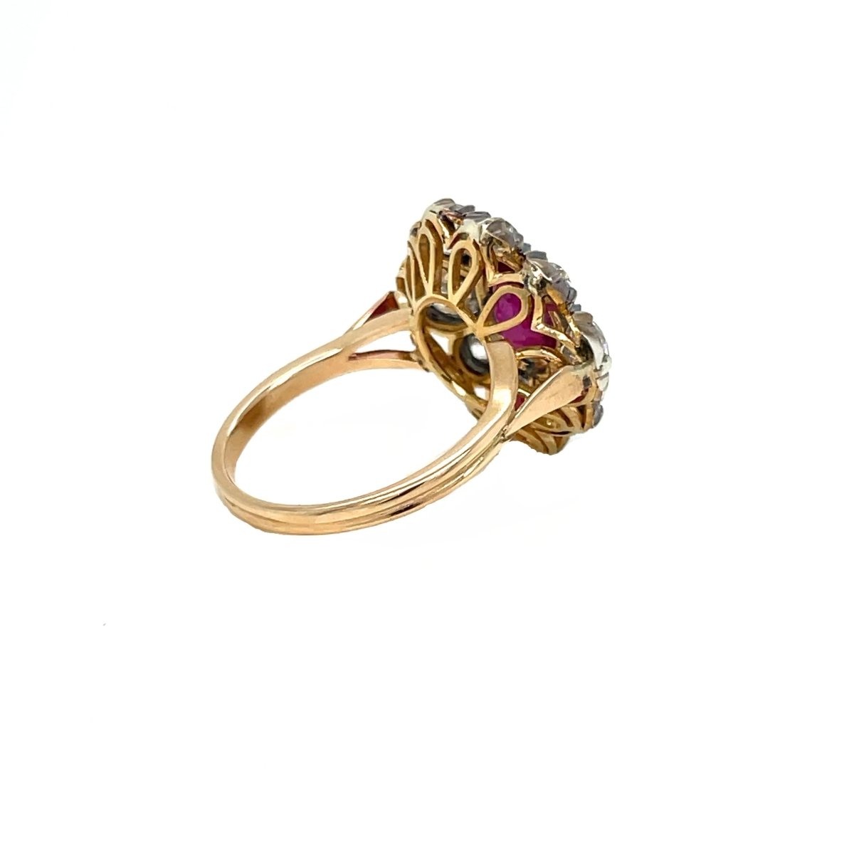 Late 19th century 2.05 Carat Ruby Diamond Gold Cluster Ring - Castafiore