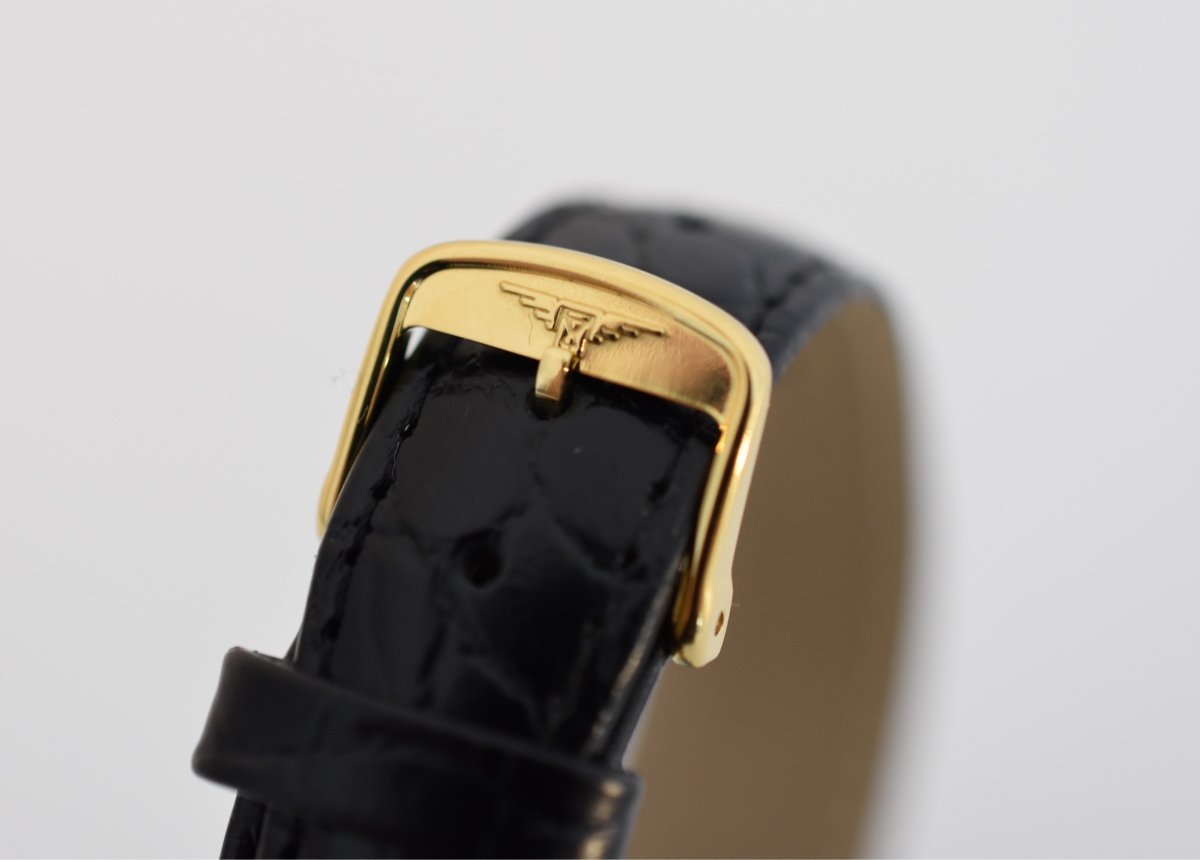 Longines "Classic Man", Calibre mécanique 420, or jaune 18 carats 750/000, Circa 1968 - Castafiore