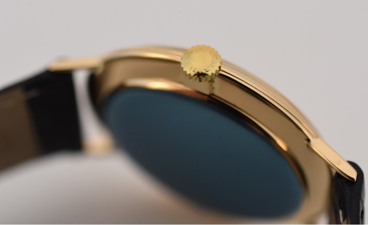 Longines "Classic Man", Calibre mécanique 420, or jaune 18 carats 750/000, Circa 1968 - Castafiore