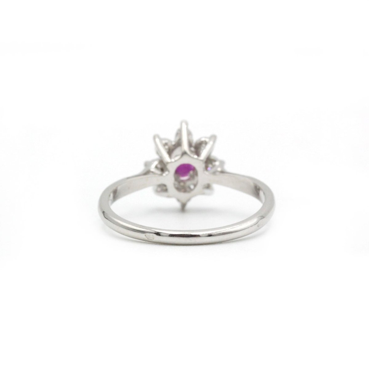 Marguerite - Or blanc, rubis et diamants - Castafiore