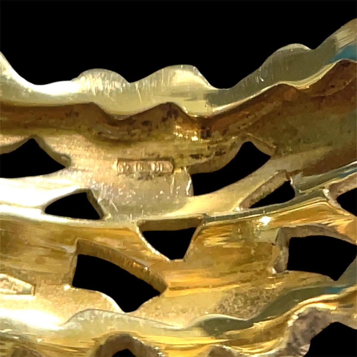 Mario Buccellati "Foglie" Collection Gold Band Ring - Castafiore