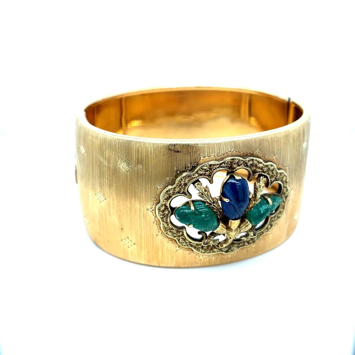 Mario Buccellati Tutti Frutti Sapphire Emerald 1960 Gold Cuff Bracelet - Castafiore