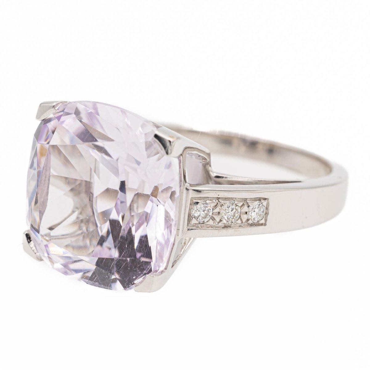 Mauboussin Bague Gueule d'Amour Or Blanc Améthyste - Castafiore