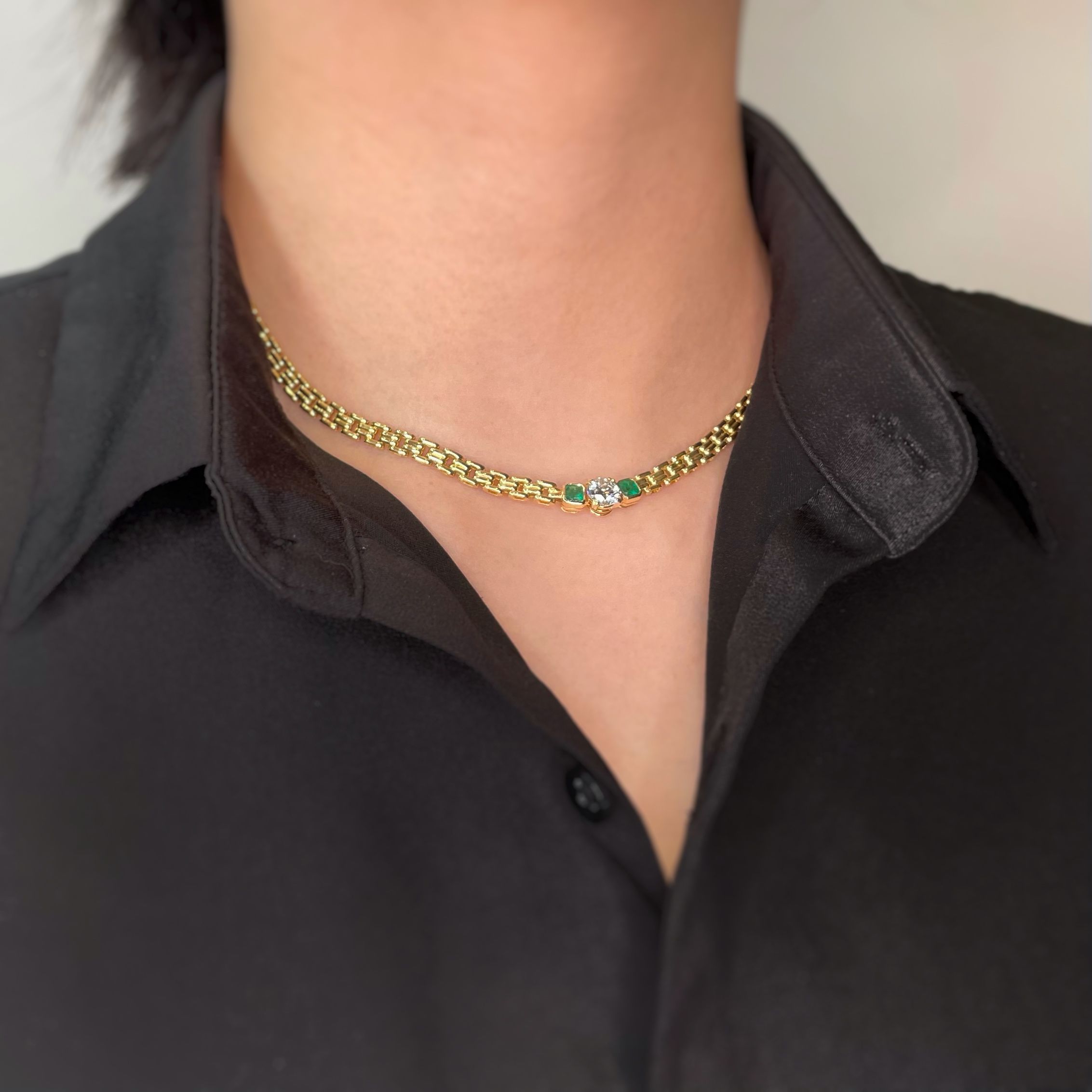 Necklace - Yellow Gold, diamond and Emeralds